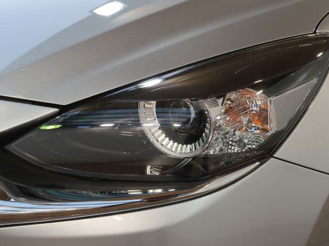 Mazda MAZDA2 2022-02 180691-23