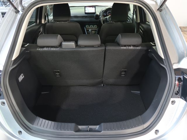 Mazda MAZDA2 2022-02 180691-11