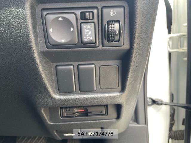 Nissan JUKE 2013-07 354891-6