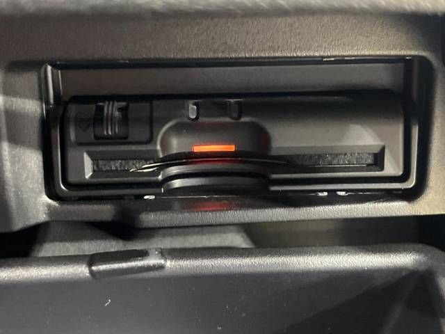 Nissan SERENA 2018-06 4946-6