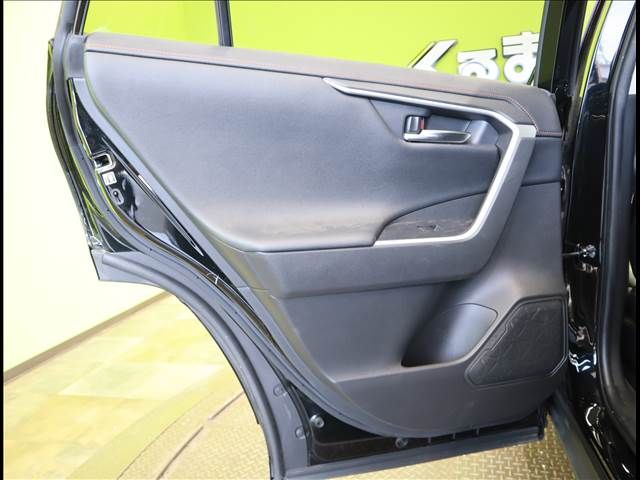 Toyota RAV4 2020-06 6203-27