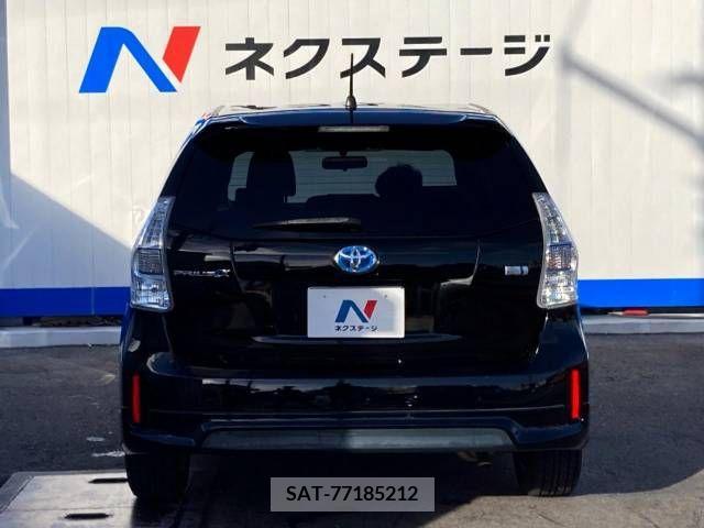 Toyota PRIUS ALPHA 2013-08 366765-15