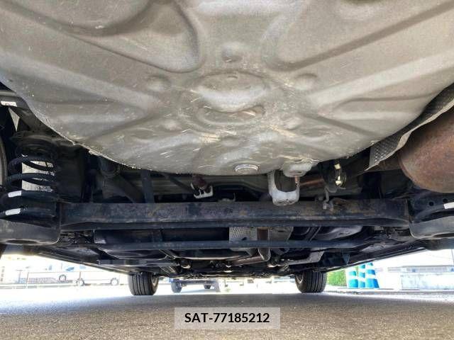 Toyota PRIUS ALPHA 2013-08 366765-19
