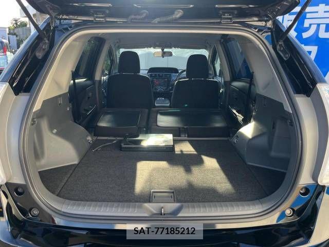 Toyota PRIUS ALPHA 2013-08 366765-10