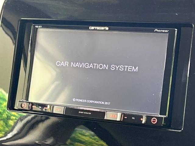 Nissan SERENA 2016-10 10038-2