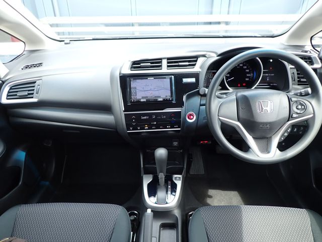 Honda FIT 2018-07 7194-1