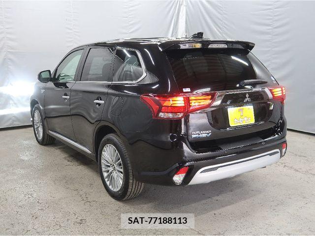 Mitsubishi OUTLANDER PHEV 2019-07 281125-1