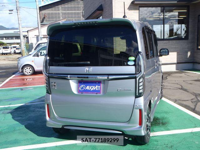 Honda N BOX CUSTOM 2018-11 205625-2