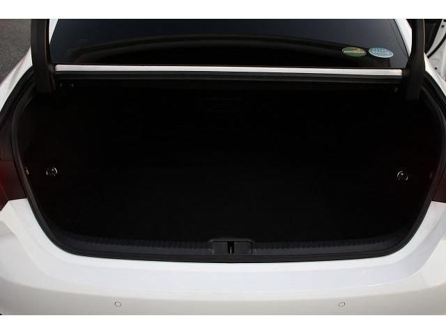 Lexus ES 2019-03 191938-16