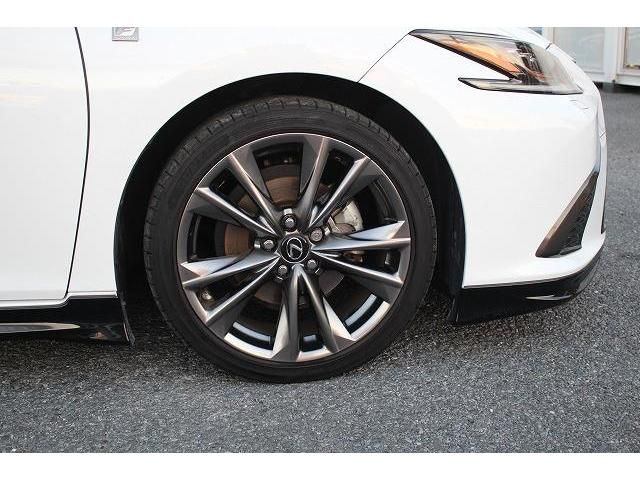 Lexus ES 2019-03 191938-9