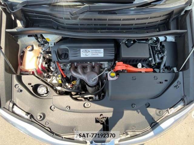 Toyota SAI 2015-10 379186-18