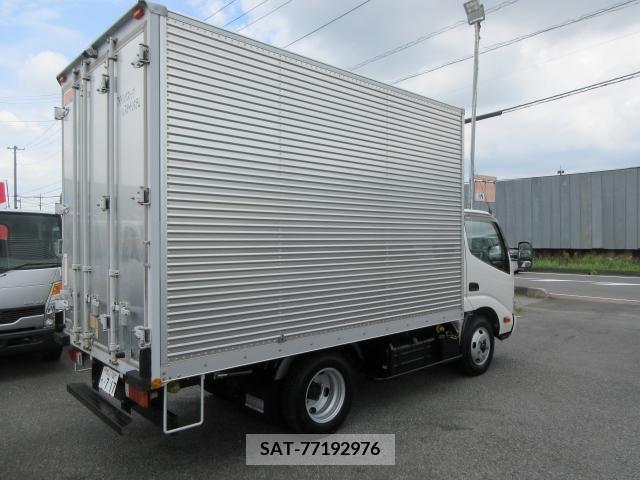Hino DUTRO 2014-01 390527-7