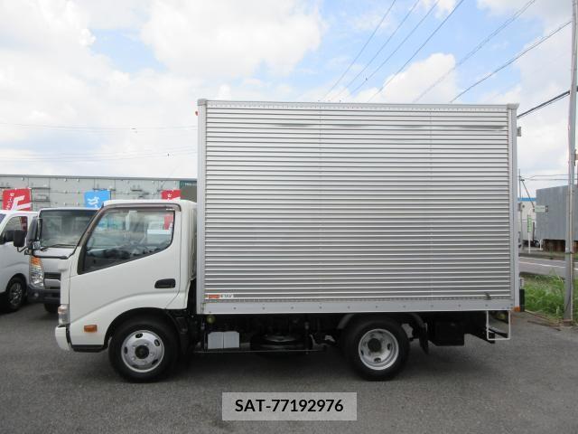 Hino DUTRO 2014-01 390527-4