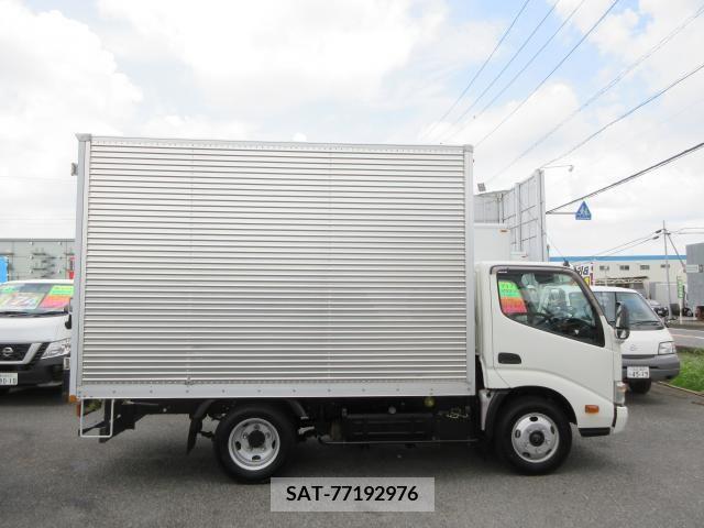 Hino DUTRO 2014-01 390527-3