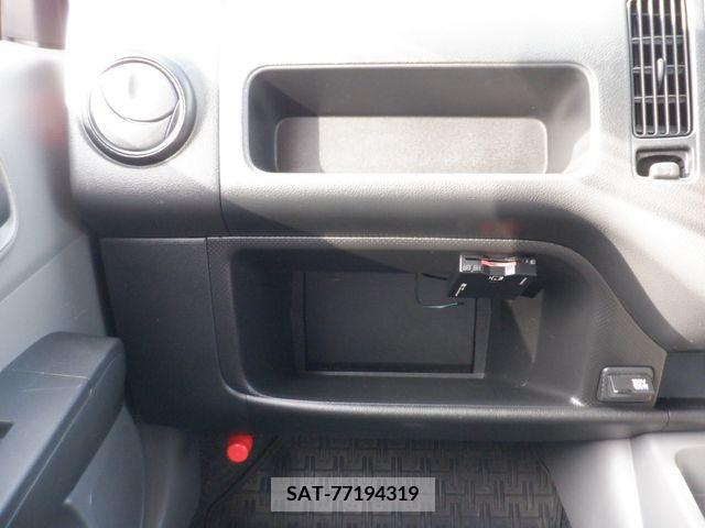 Nissan AD VAN 2016-10 204613-21