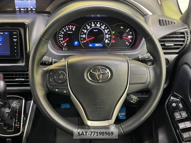 Toyota VOXY 2022-02 343100-12