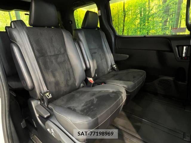 Toyota VOXY 2022-02 343100-9