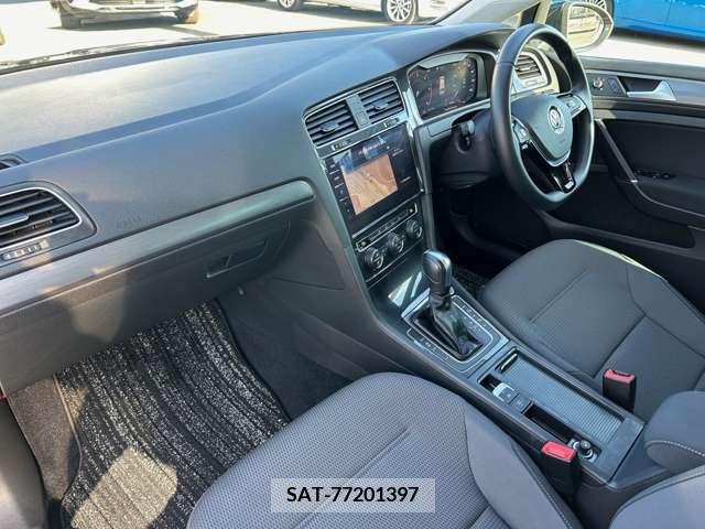 VolksWagen GOLF VARIANT 2020-09 374448-9