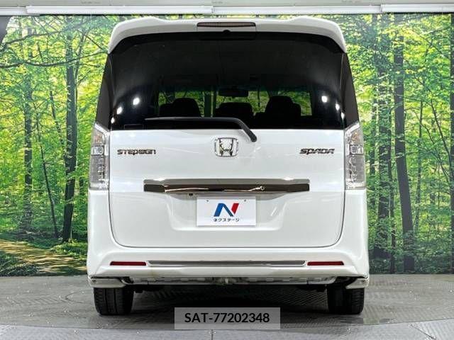 Honda e 2012-06 348666-16