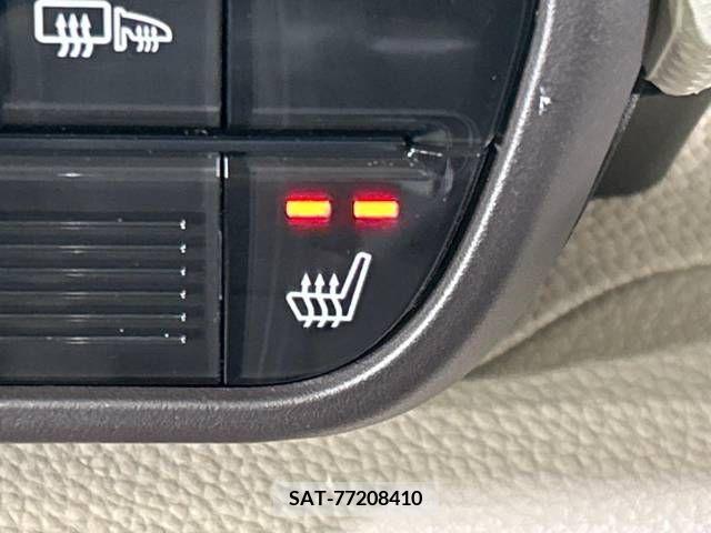 Honda N BOX 2018-04 215127-6