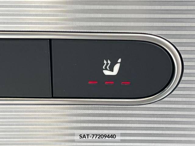 Mercedes Benz A-CLASS 2019-06 237523-7