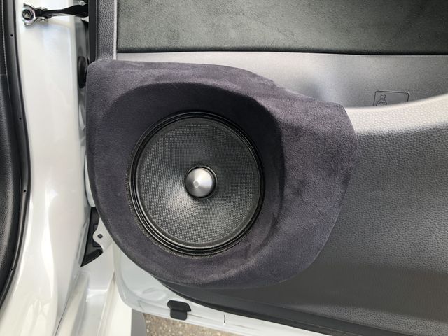Toyota YARIS 2021-03 180873-28