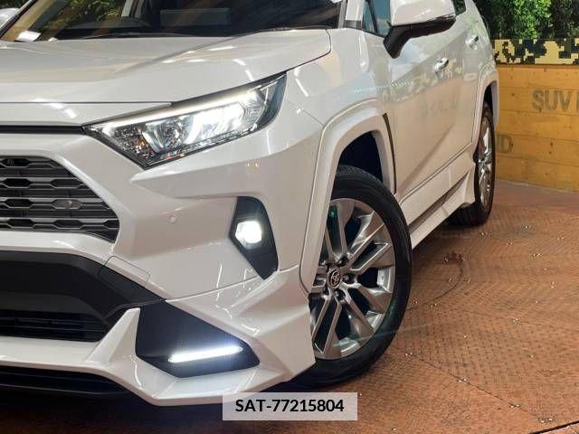 Toyota RAV4 2023-05 382723-13