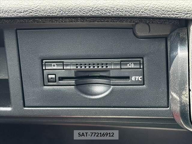 Toyota SAI 2015-04 284979-6