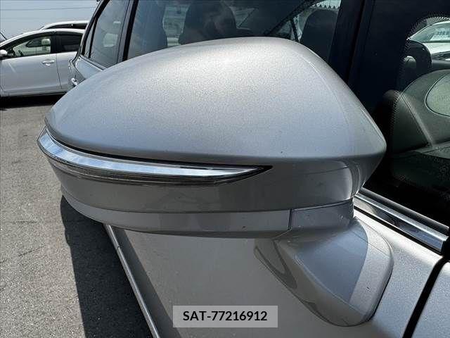 Toyota SAI 2015-04 284979-29