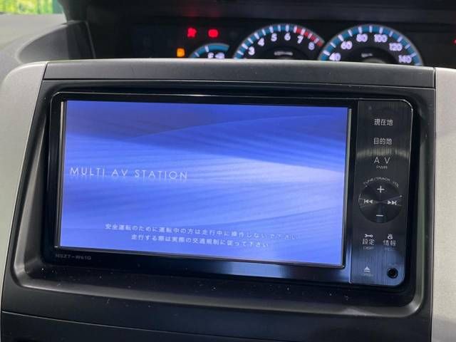 Toyota NOAH 2012-03 182360-2