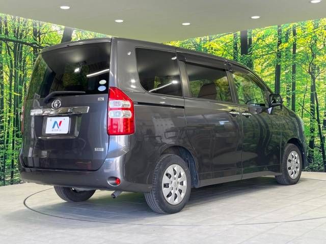Toyota NOAH 2012-03 182360-17