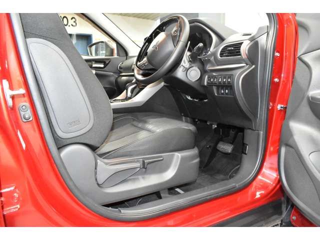 Mitsubishi ECLIPSE CROSS 2018-07 2568-6