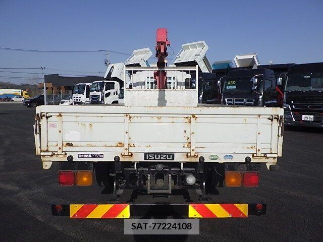 Isuzu FORWARD 2014-03 270629-3