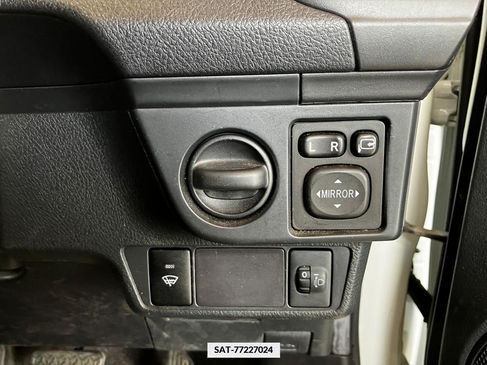 Toyota COROLLA FIELDER 2017-07 334646-29