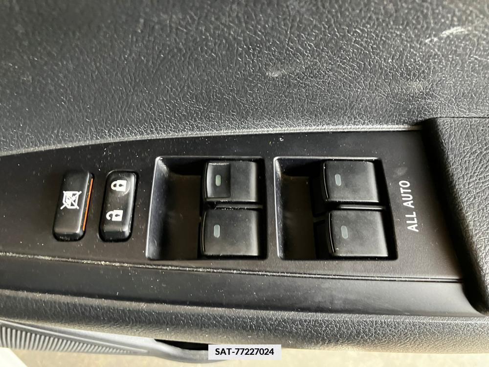 Toyota COROLLA FIELDER 2017-07 334646-31