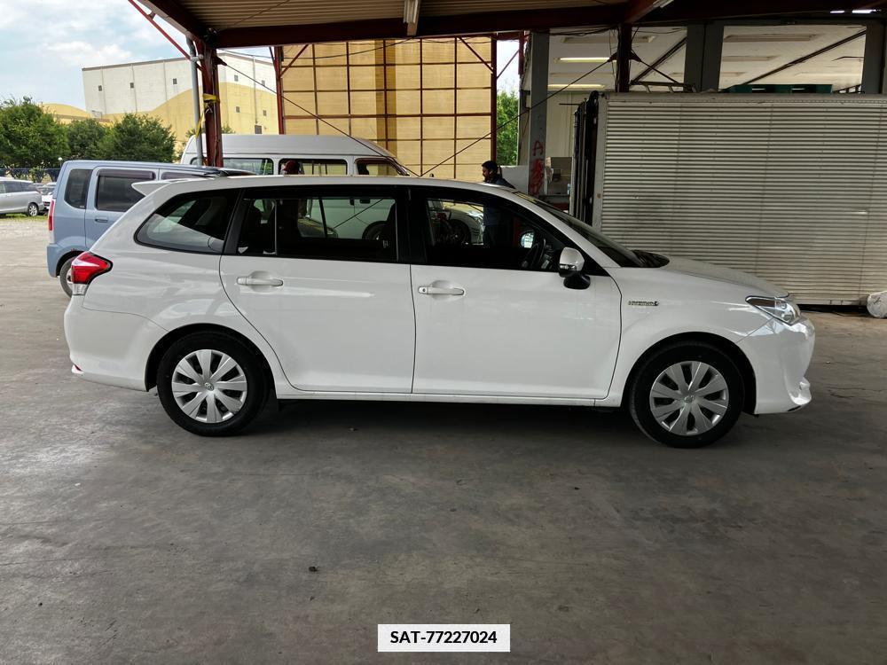 Toyota COROLLA FIELDER 2017-07 334646-4