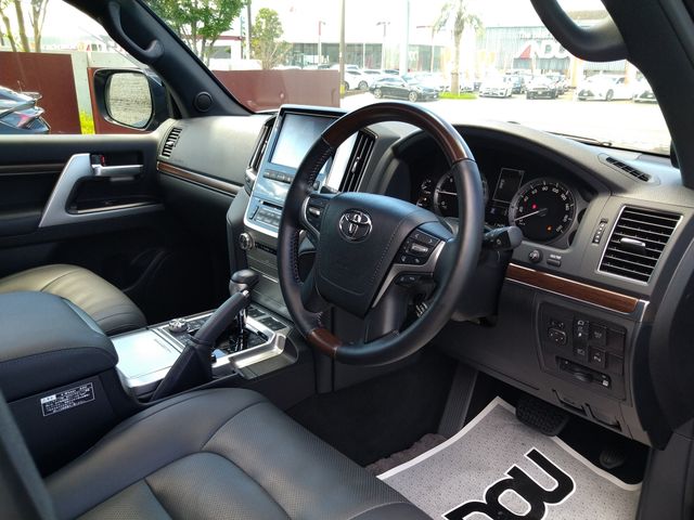 Toyota LAND CRUISER 2020-07 23122-10