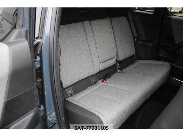 Mazda MX-30 2020-12 352459-17