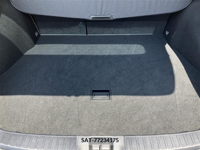 Toyota PRIUS 2019-02 366598-15