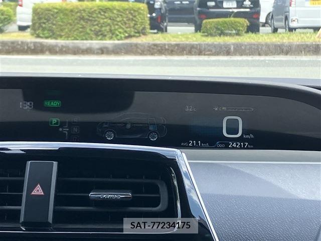 Toyota PRIUS 2019-02 366598-21