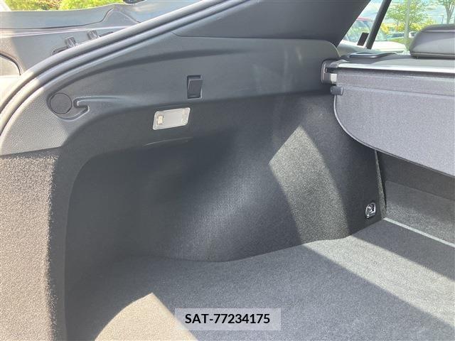Toyota PRIUS 2019-02 366598-17