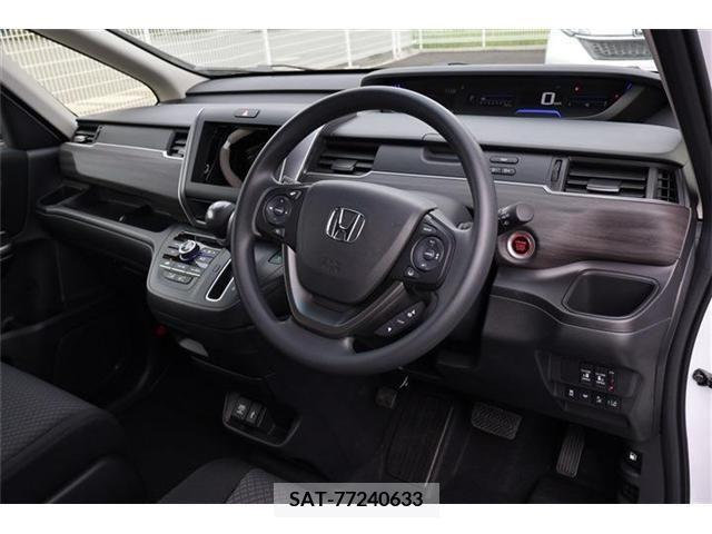 Honda FREED 2024-04 270642-4