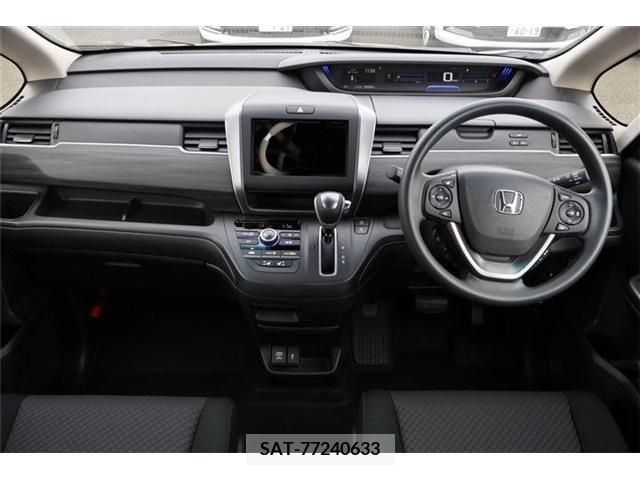 Honda FREED 2024-04 270642-3