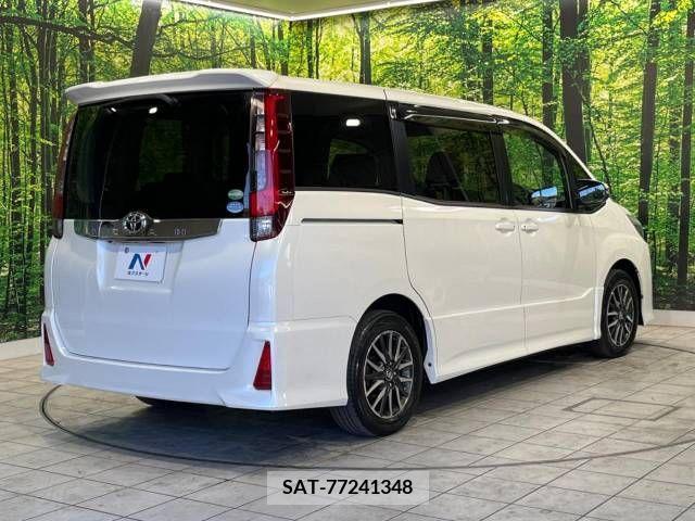 Toyota NOAH 2016-04 321474-18