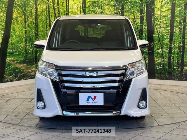 Toyota NOAH 2016-04 321474-15