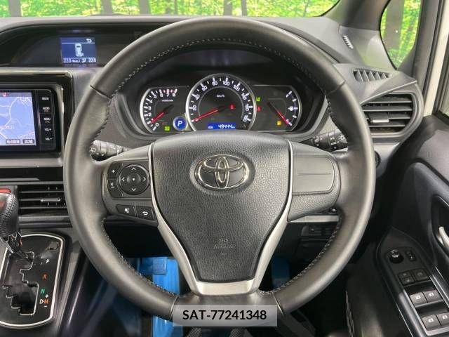 Toyota NOAH 2016-04 321474-12