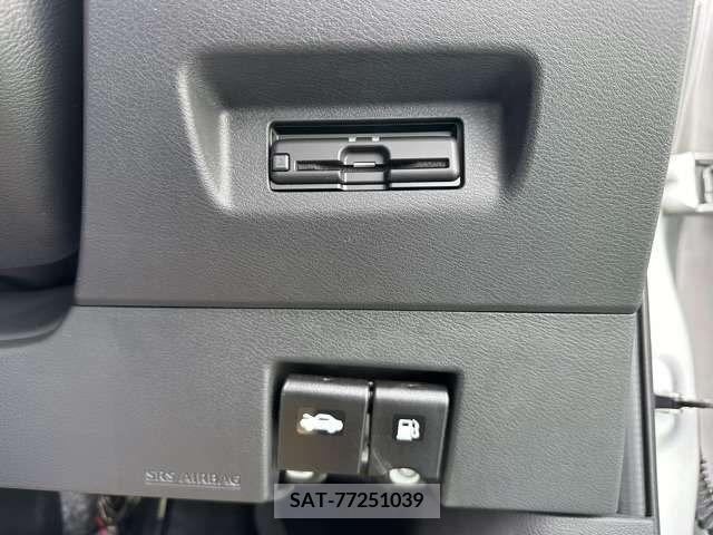 Nissan KICKS 2021-01 347103-13
