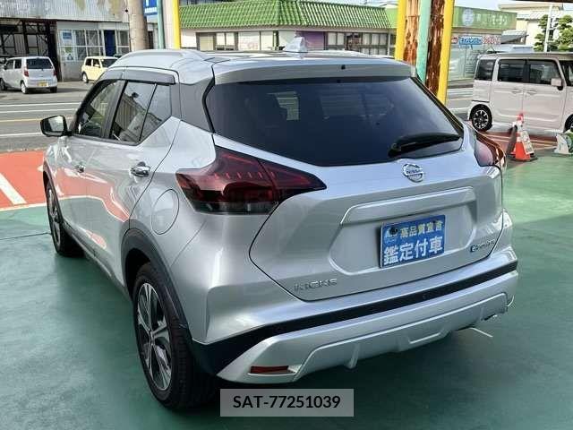 Nissan KICKS 2021-01 347103-1