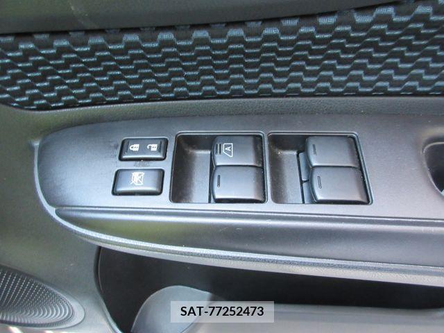 Nissan NOTE 2016-03 327117-18