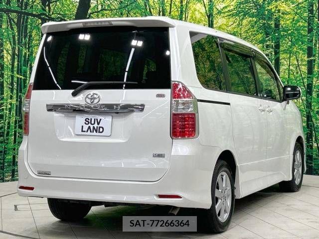 Toyota NOAH 2009-01 279543-17